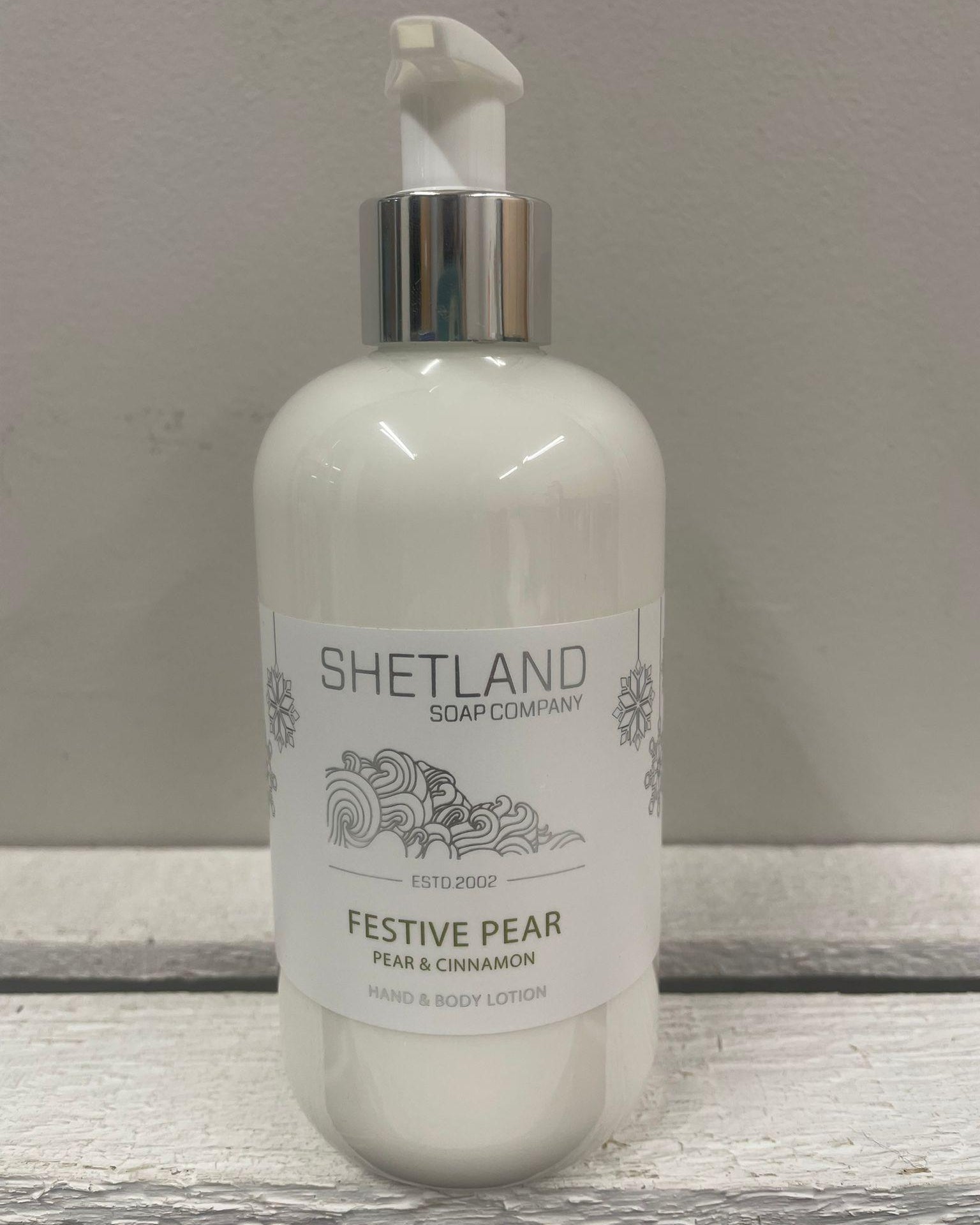 FESTIVE PEAR HAND LOTION